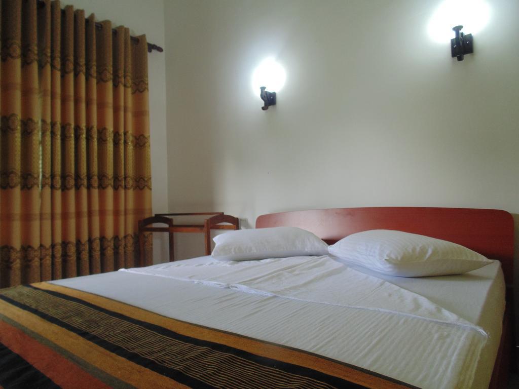 White Eagle Hotel สิกิริยา ห้อง รูปภาพ