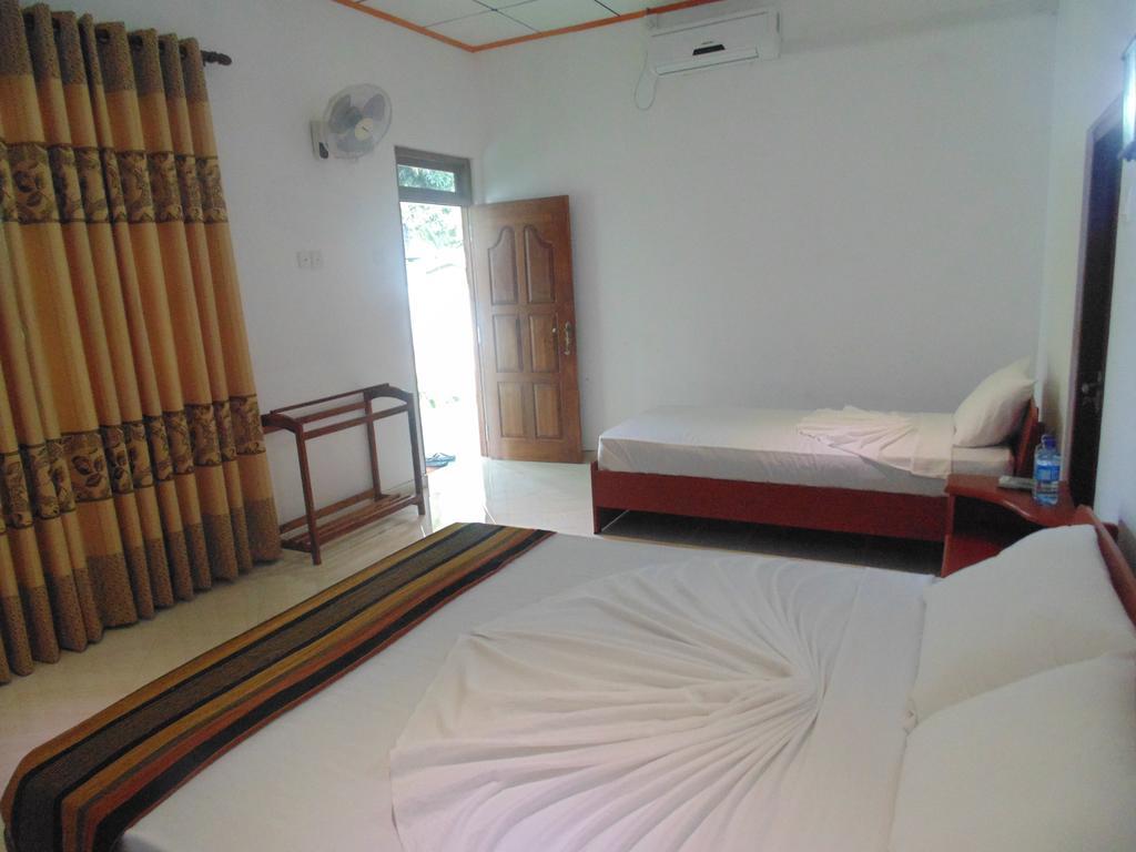 White Eagle Hotel สิกิริยา ห้อง รูปภาพ