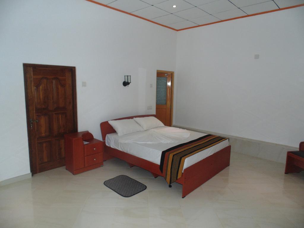 White Eagle Hotel สิกิริยา ห้อง รูปภาพ
